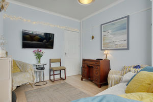 Lounge- click for photo gallery